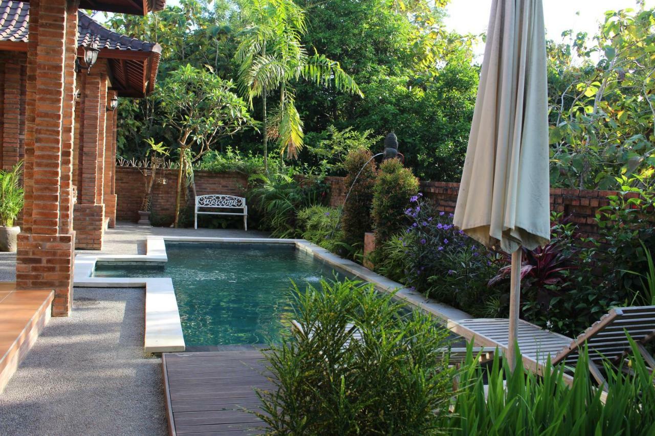 Villa Mayong Uluwatu Ngoại thất bức ảnh